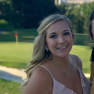 Meet your Posher, Molly